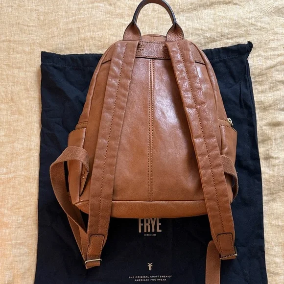 Frye Backpack in cognac leather - Picture 13 of 17